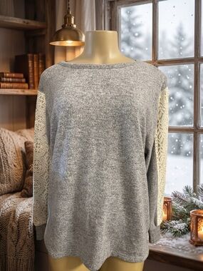 Flora Nikrooz Heather Gray Pullover with Cream Lace Sleeve Panels